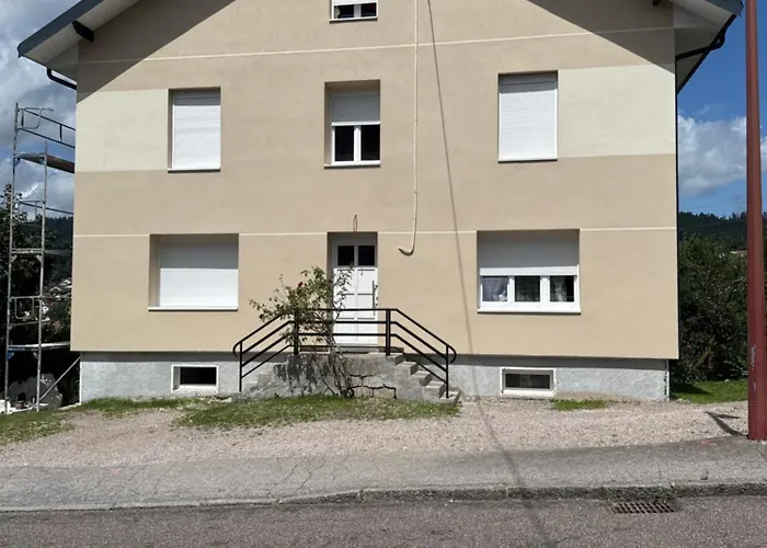 Rochire Location 2 Apartmán *